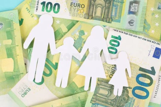 euros paidia oikogeneia